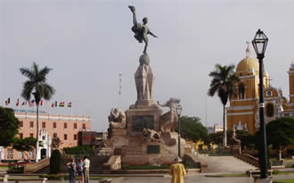 Plaza de Trujillo Peru